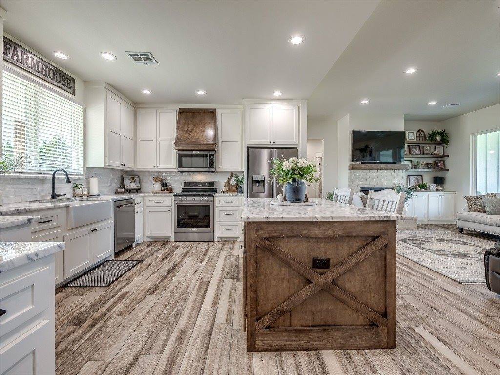 43512 East 45TH Street, Shawnee, OK 74804