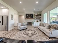 43512 East 45TH Street, Shawnee, OK 74804