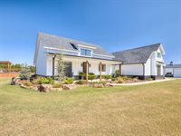 43512 East 45TH Street, Shawnee, OK 74804