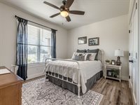 43512 East 45TH Street, Shawnee, OK 74804