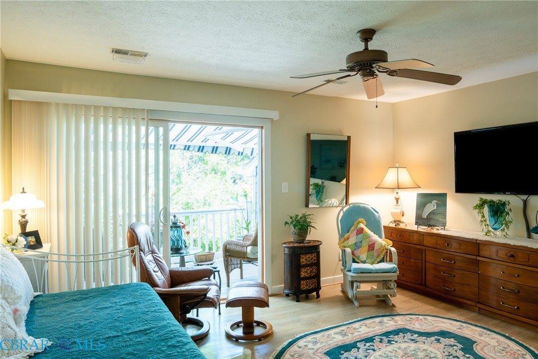 7891 Sunset Drive, #2C, Hayes, VA 23072