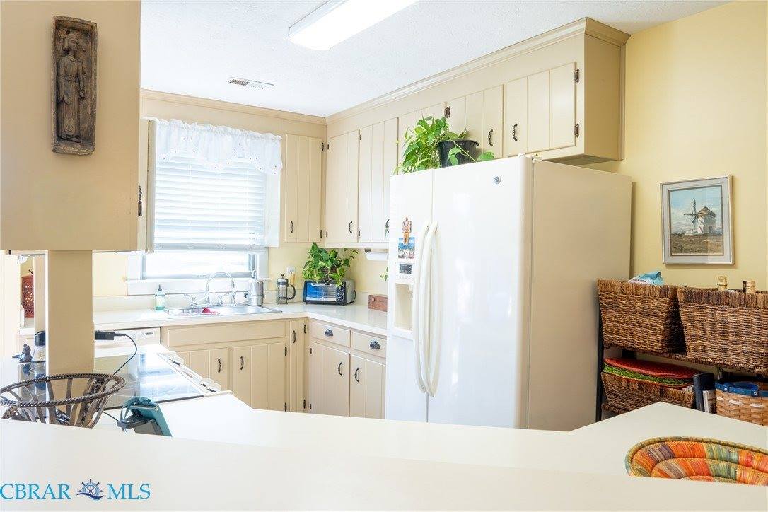 7891 Sunset Drive, #2C, Hayes, VA 23072