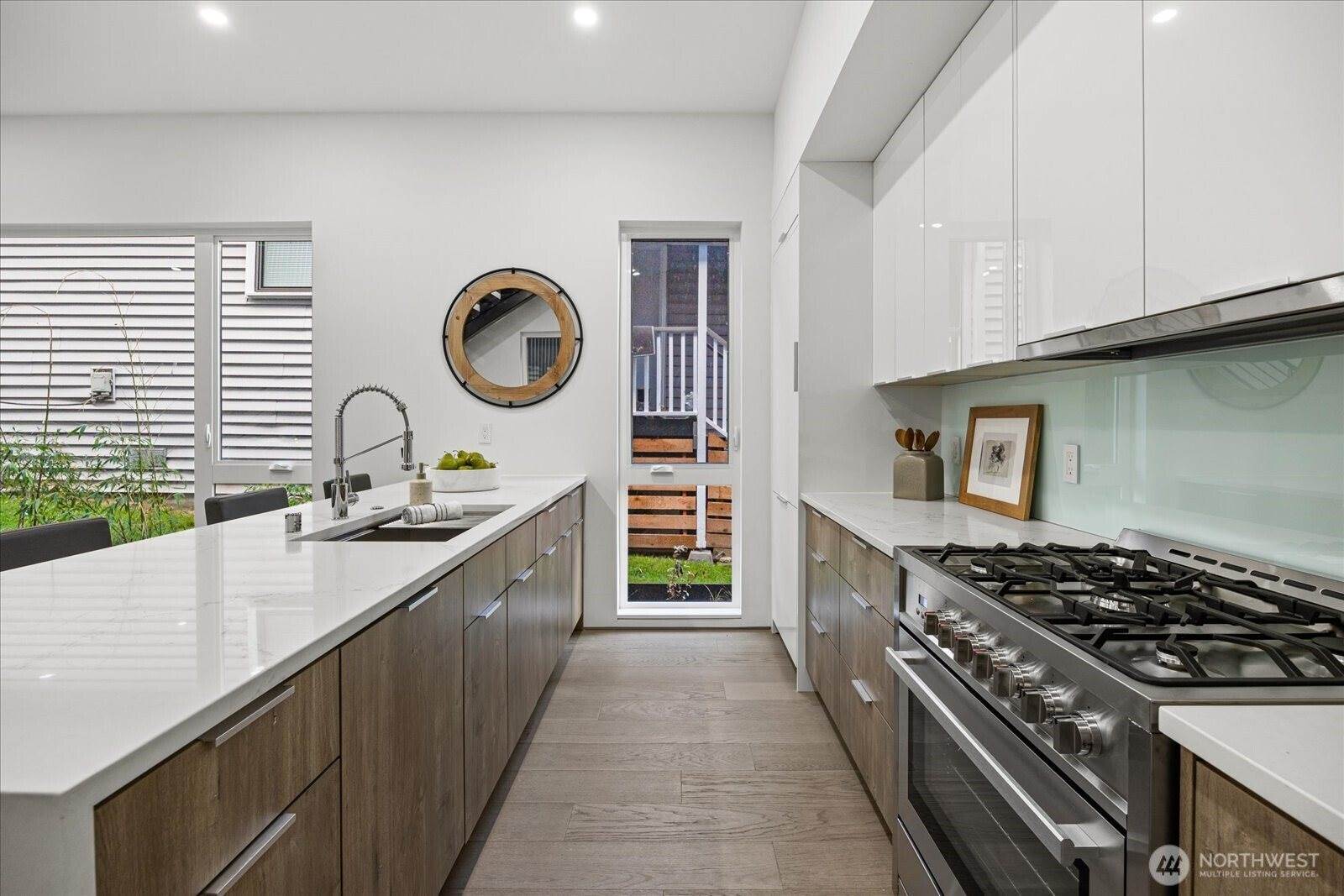 1114 26th Avenue, Seattle, WA 98122