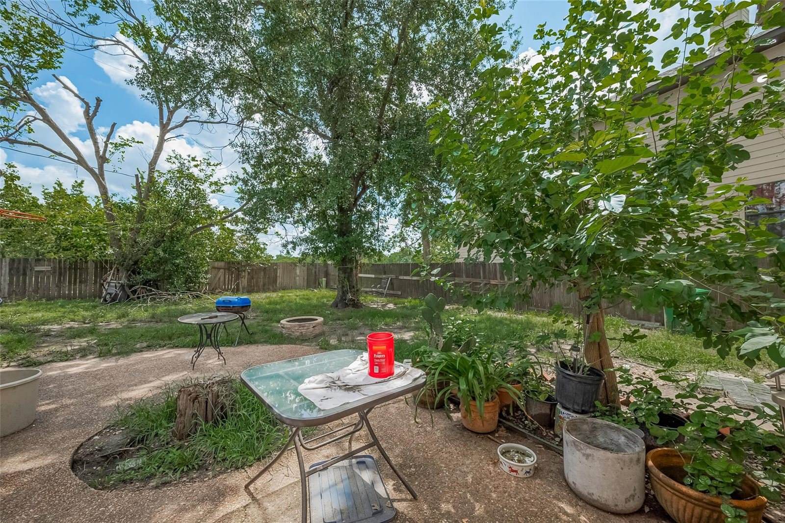 5322 Winding Way Drive, Houston, TX 77091