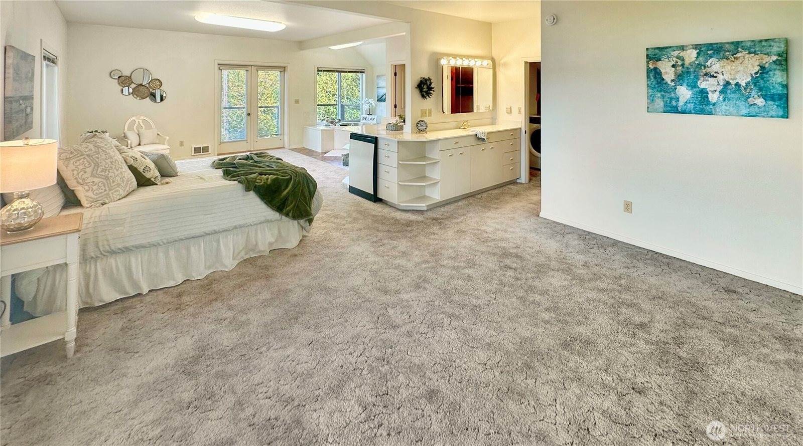 4403 Boston Harbor Road NE, Olympia, WA 98506