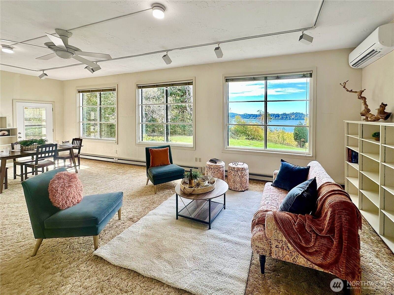 4403 Boston Harbor Road NE, Olympia, WA 98506