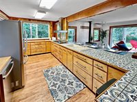 4403 Boston Harbor Road NE, Olympia, WA 98506