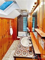 4403 Boston Harbor Road NE, Olympia, WA 98506