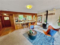 4403 Boston Harbor Road NE, Olympia, WA 98506