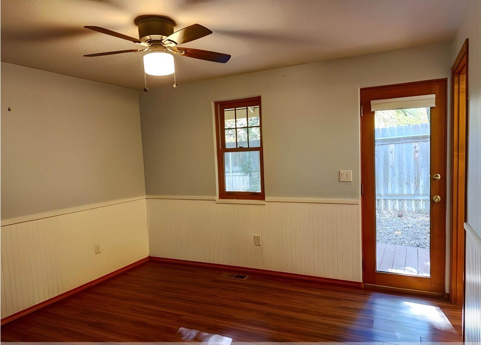 1843 SE Moorwood Court, Bend, OR 97702