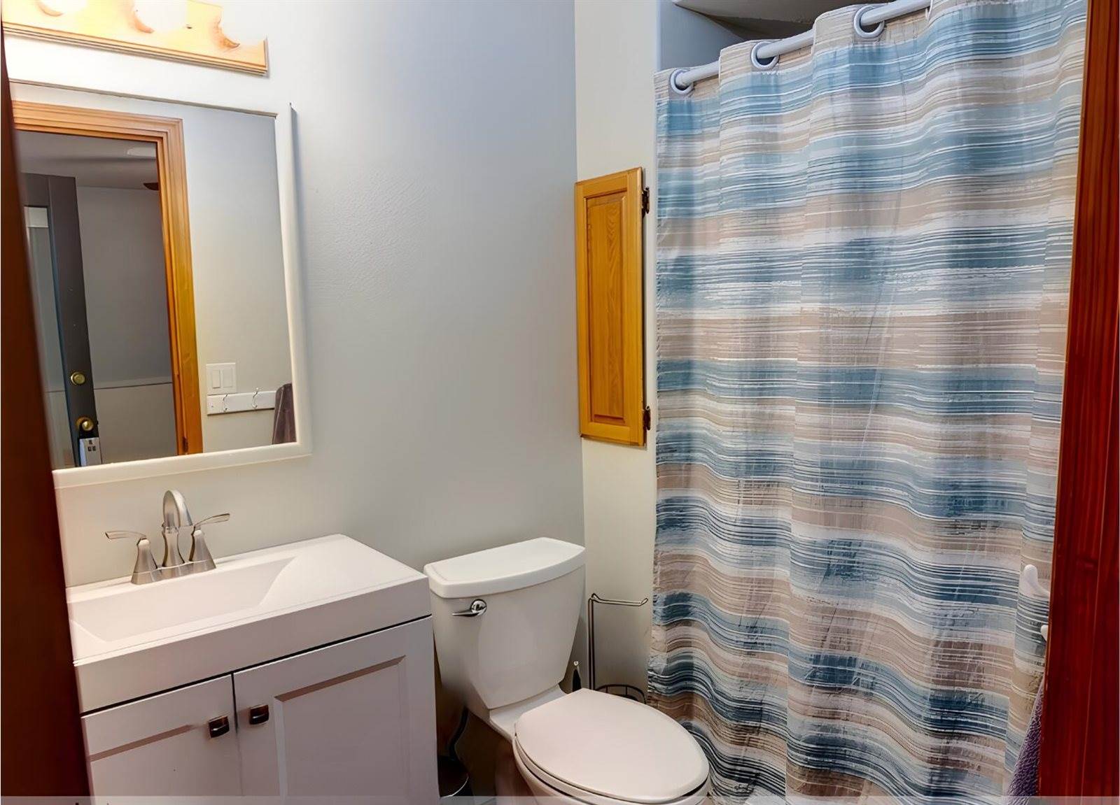 1843 SE Moorwood Court, Bend, OR 97702