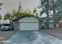1843 SE Moorwood Court, Bend, OR 97702
