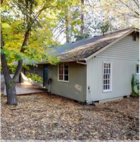 1843 SE Moorwood Court, Bend, OR 97702