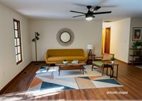 1843 SE Moorwood Court, Bend, OR 97702