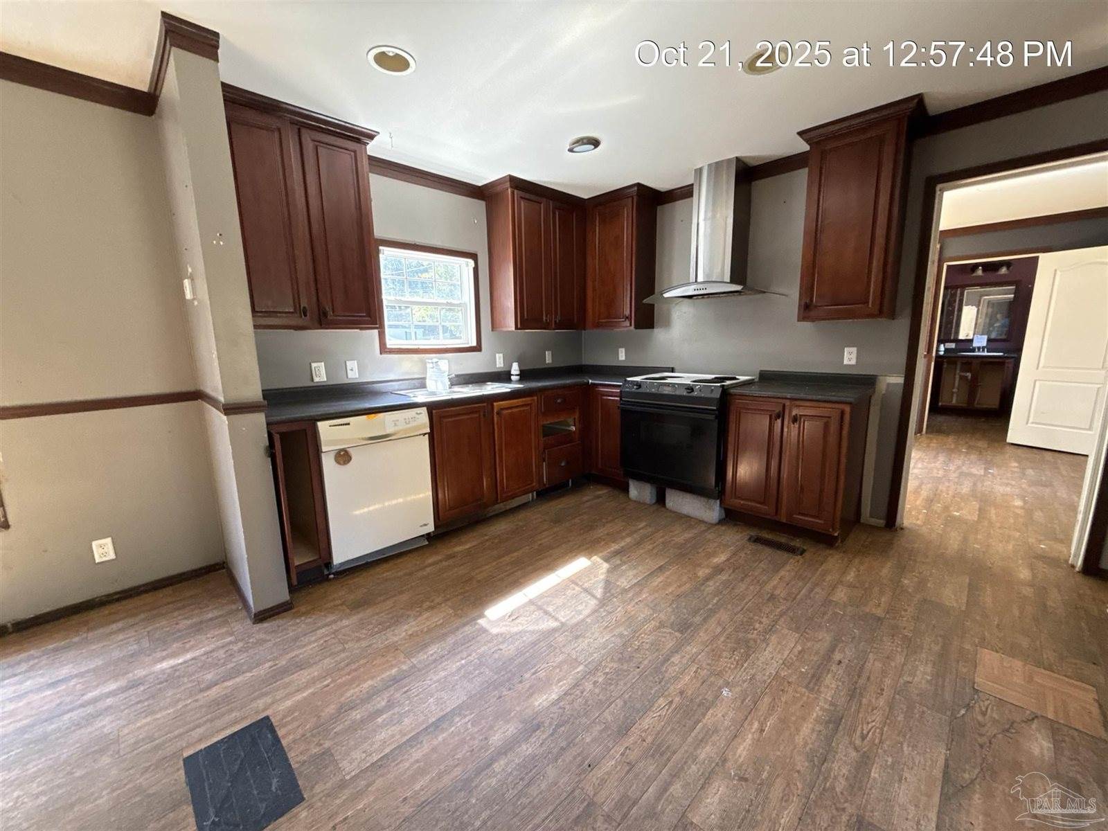 4808 Pembrook Pl, Pace, FL 32571