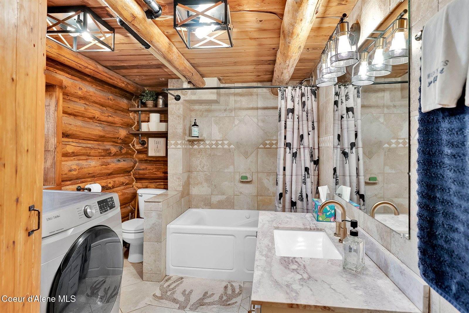 5077 West Nursery Ln, Spirit Lake, ID 83869