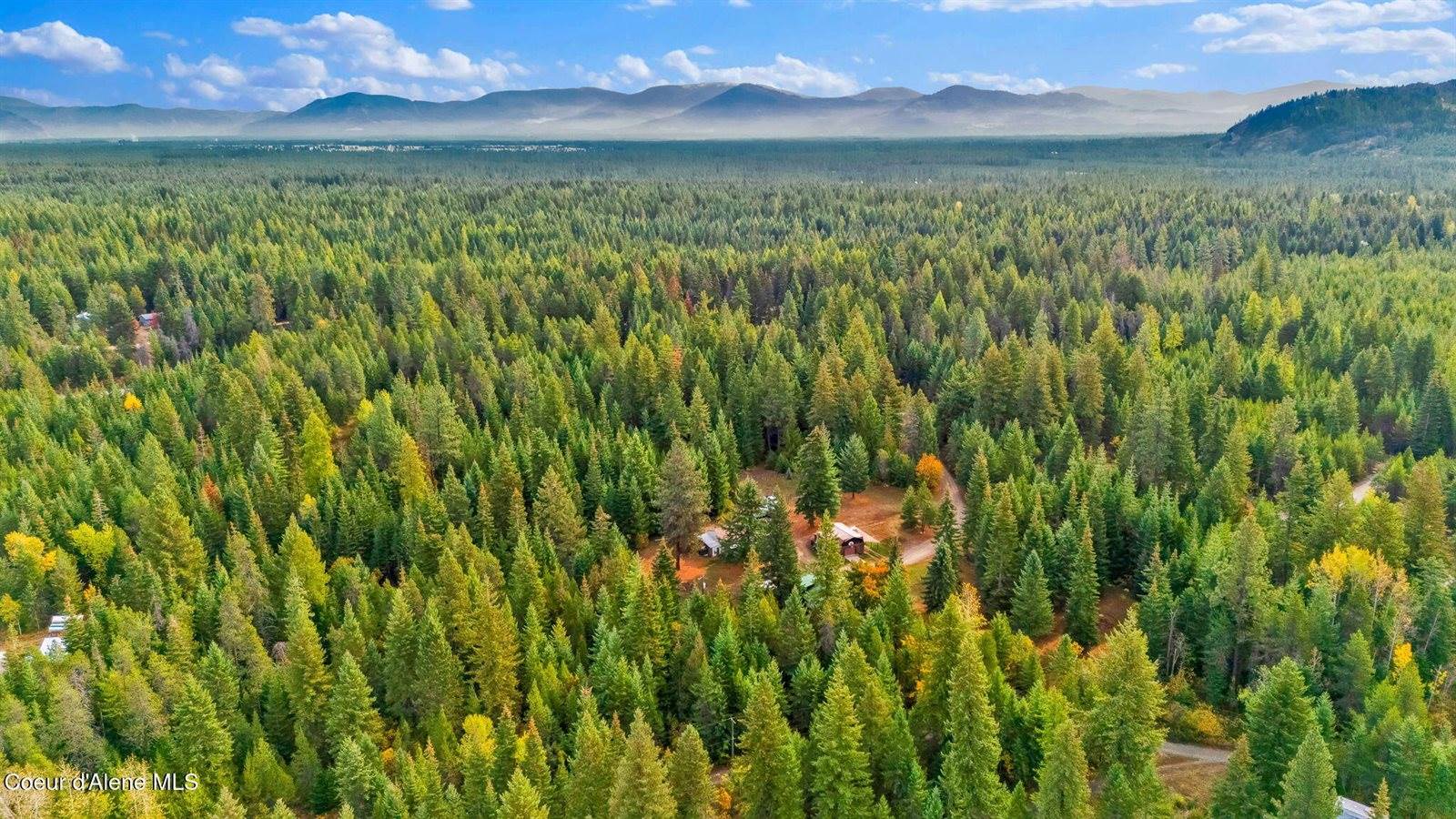 5077 West Nursery Ln, Spirit Lake, ID 83869