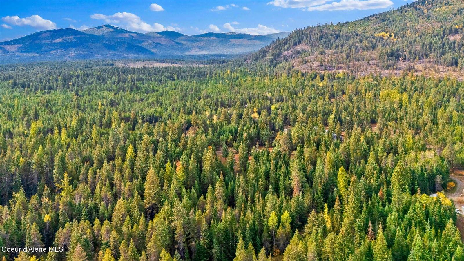 5077 West Nursery Ln, Spirit Lake, ID 83869