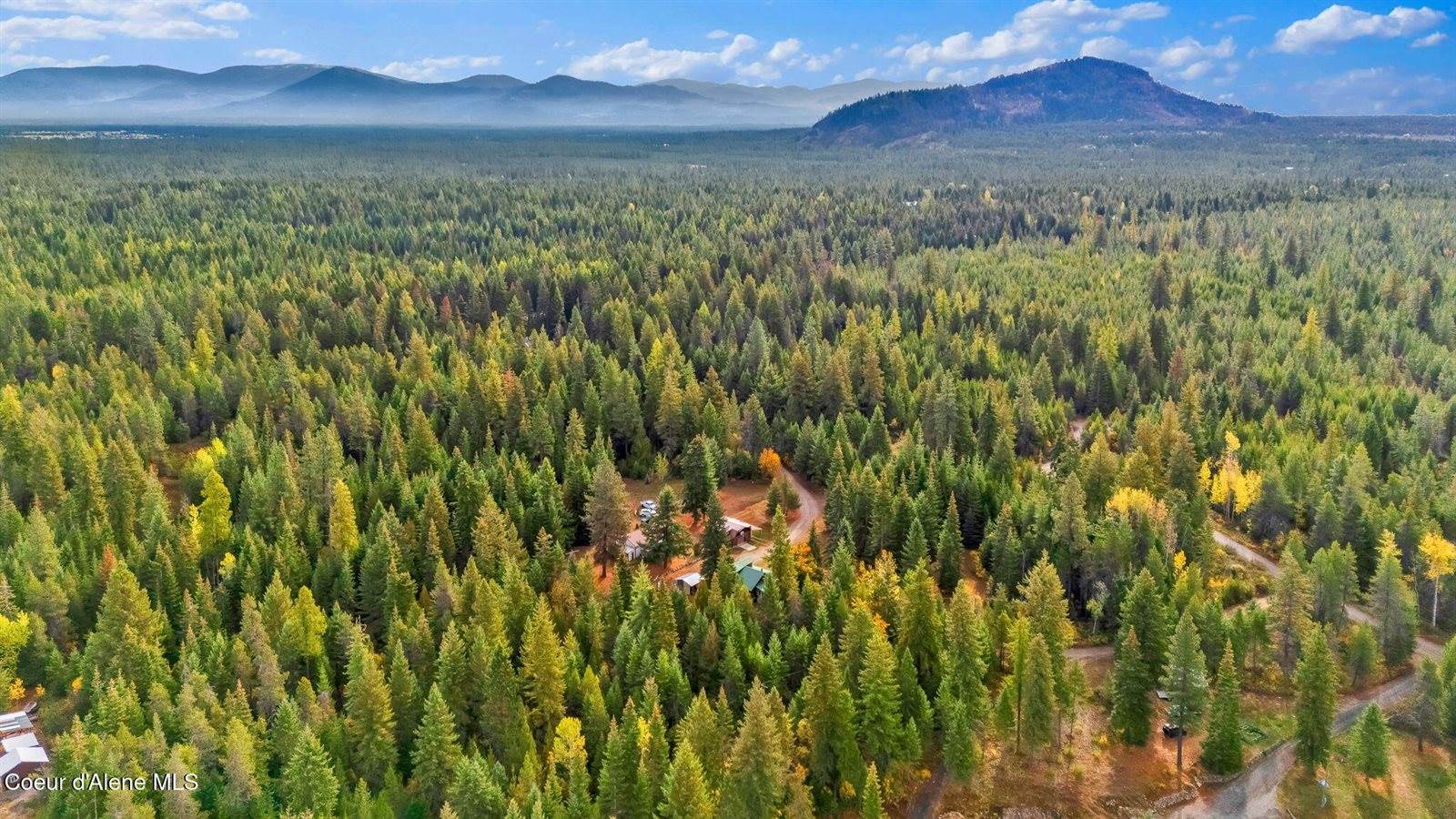 5077 West Nursery Ln, Spirit Lake, ID 83869