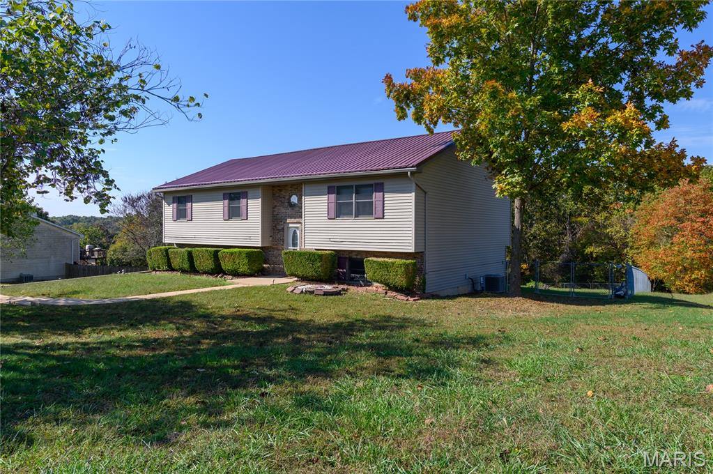 24265 Sprint Lane, Waynesville, MO 65583