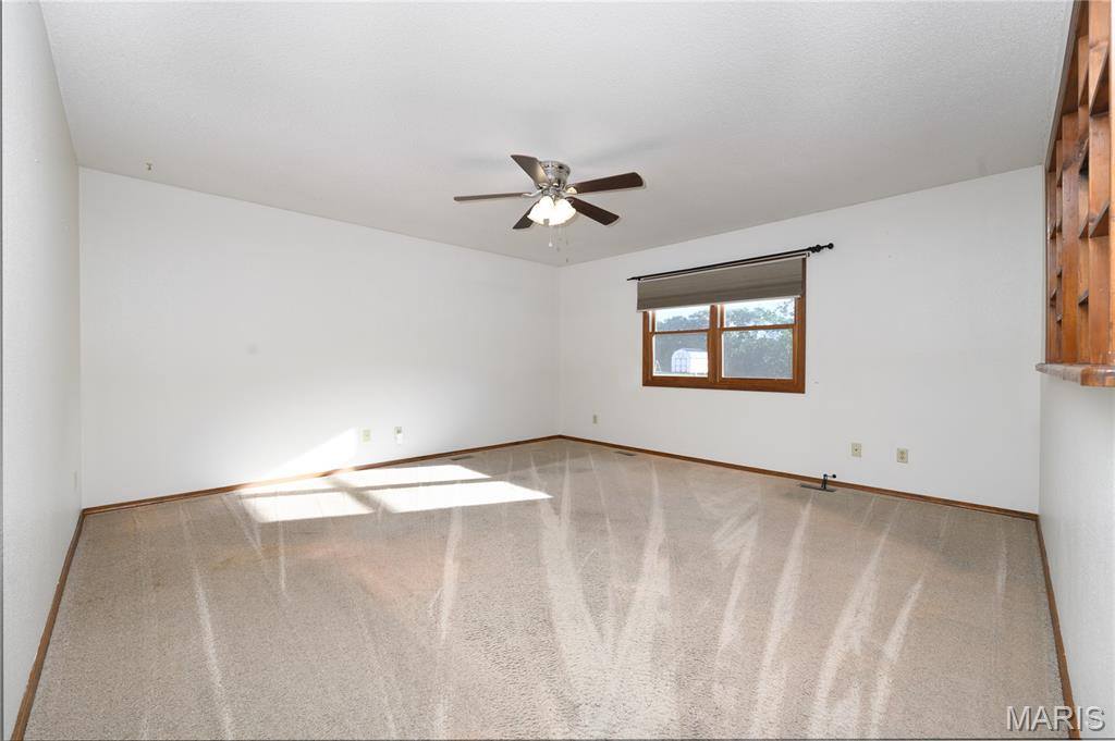 24265 Sprint Lane, Waynesville, MO 65583