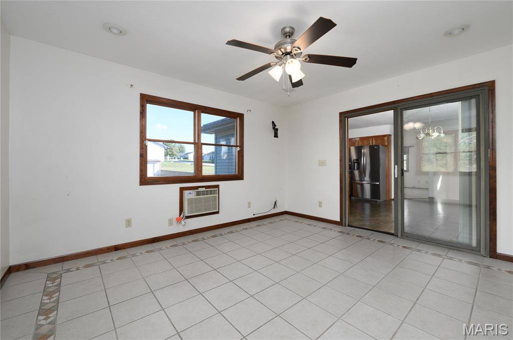 24265 Sprint Lane, Waynesville, MO 65583