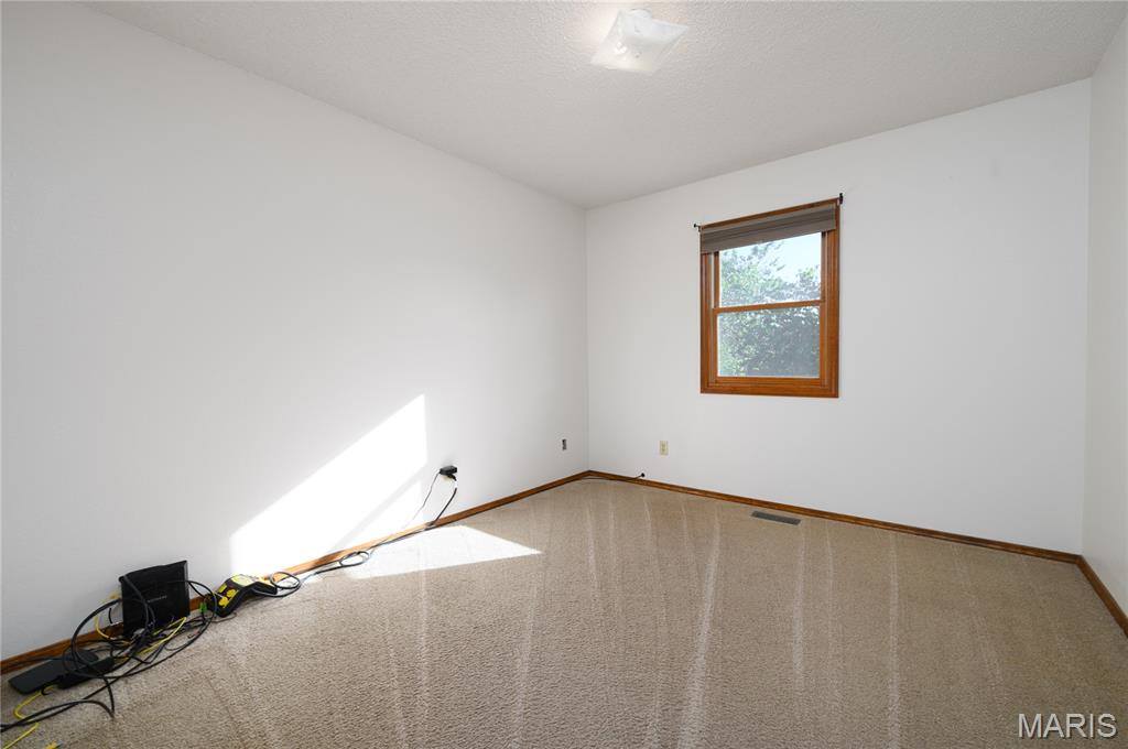 24265 Sprint Lane, Waynesville, MO 65583