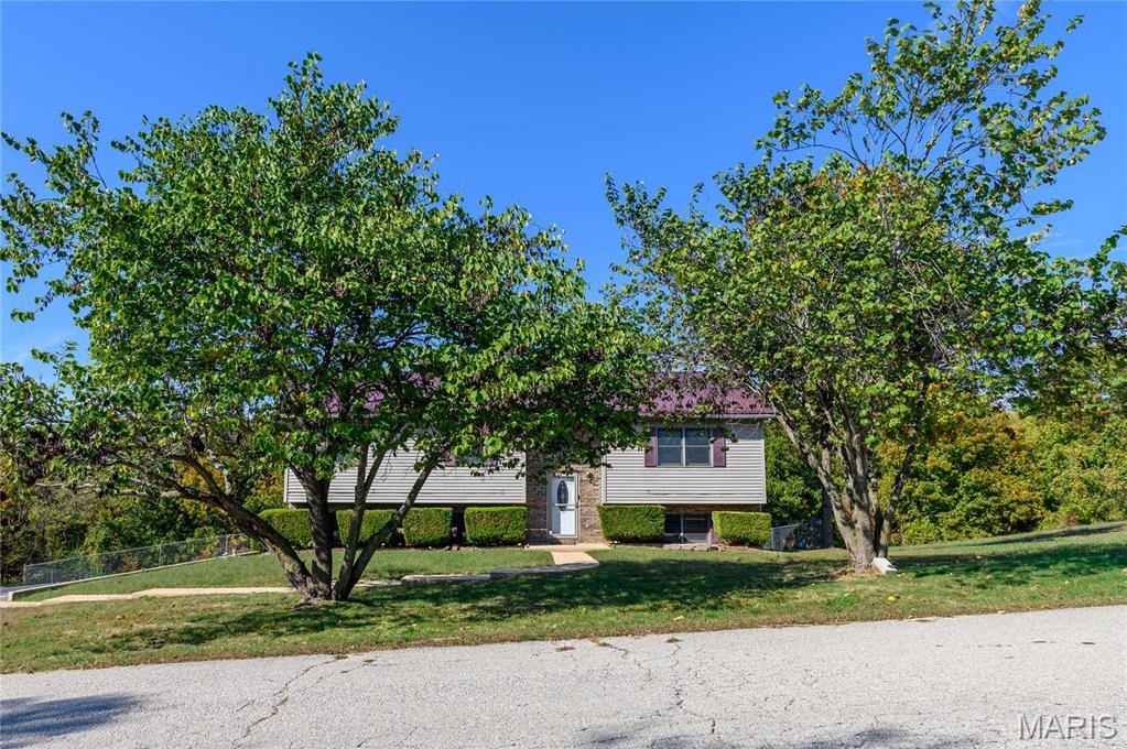 24265 Sprint Lane, Waynesville, MO 65583