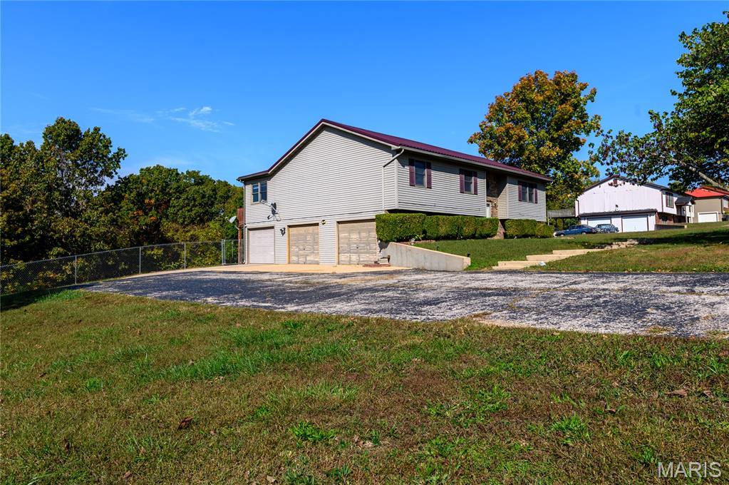 24265 Sprint Lane, Waynesville, MO 65583