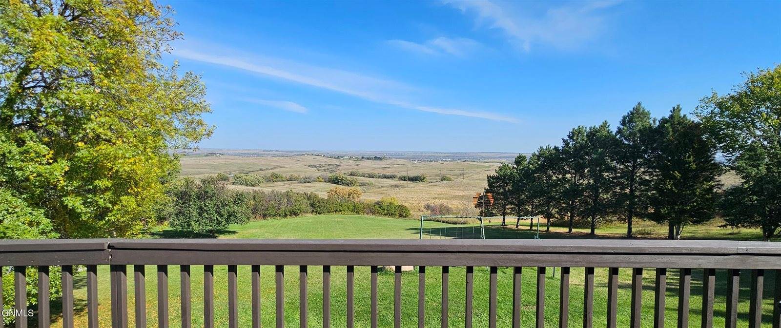 4204 Old Red Trail NW, Mandan, ND 58554