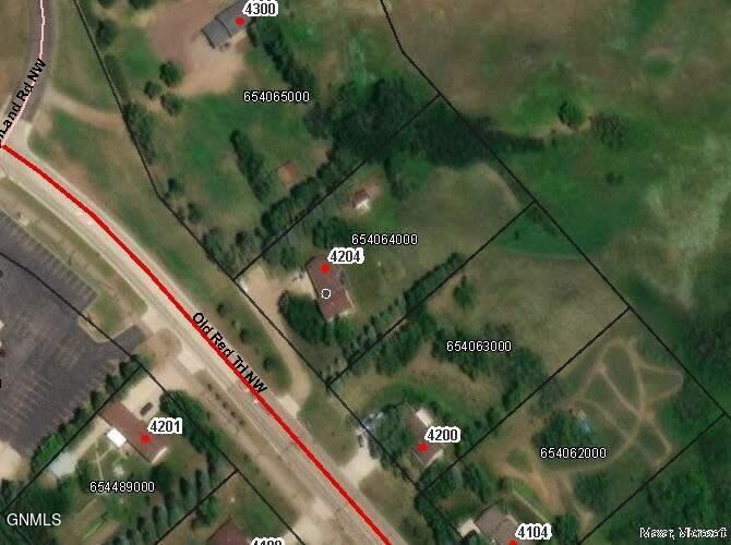 4204 Old Red Trail NW, Mandan, ND 58554