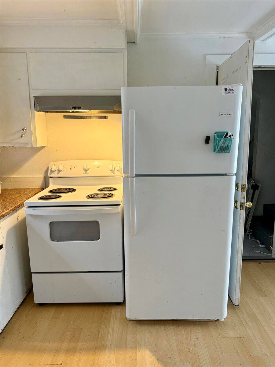 387 Broadway, Bangor, ME 04401