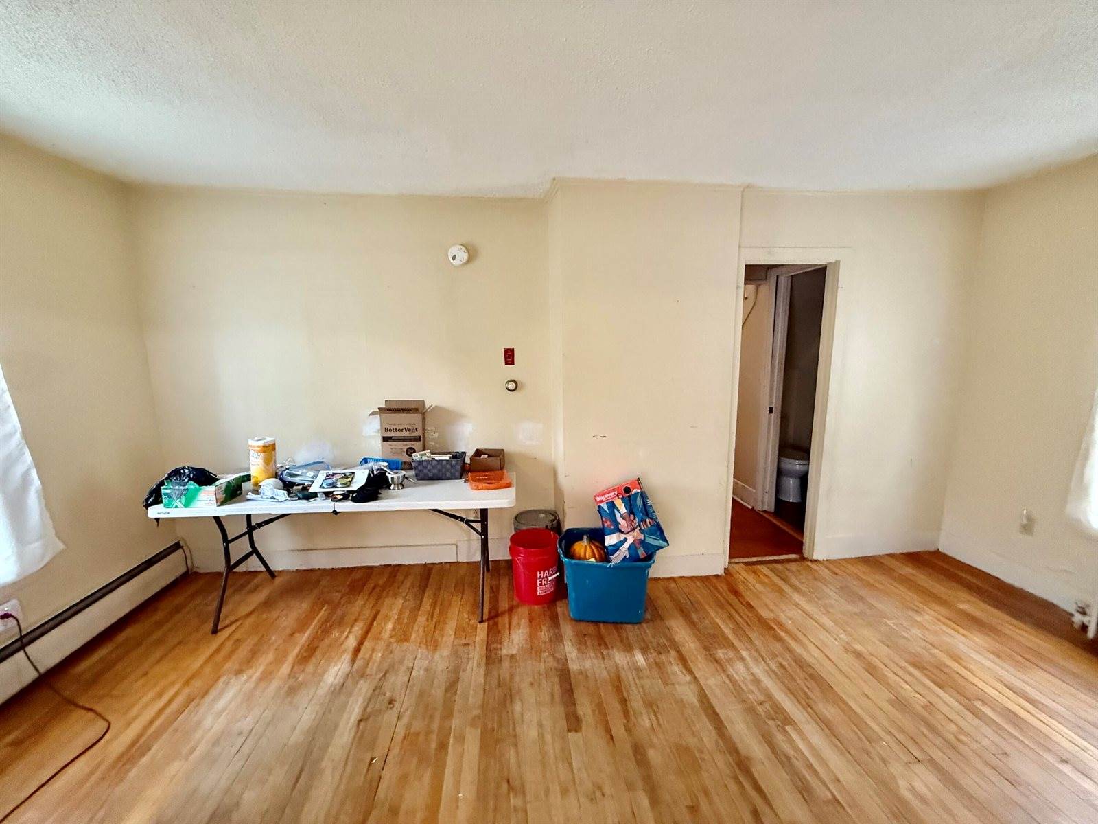 387 Broadway, Bangor, ME 04401