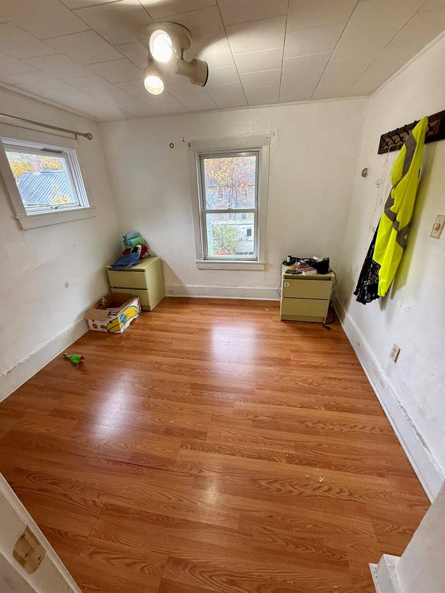 387 Broadway, Bangor, ME 04401