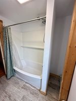 387 Broadway, Bangor, ME 04401