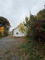 387 Broadway, Bangor, ME 04401