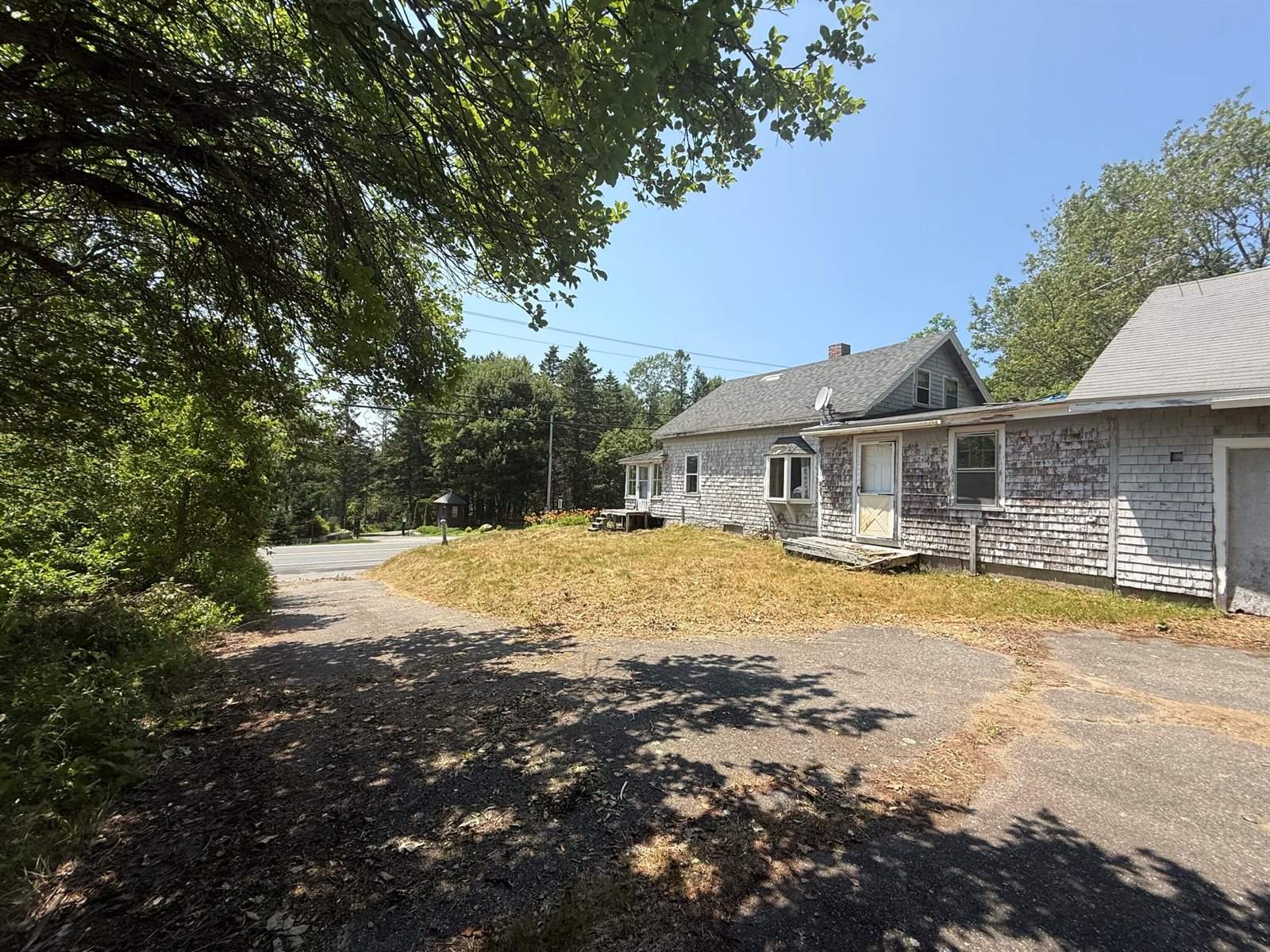 1916 US-1, Sullivan, ME 04664