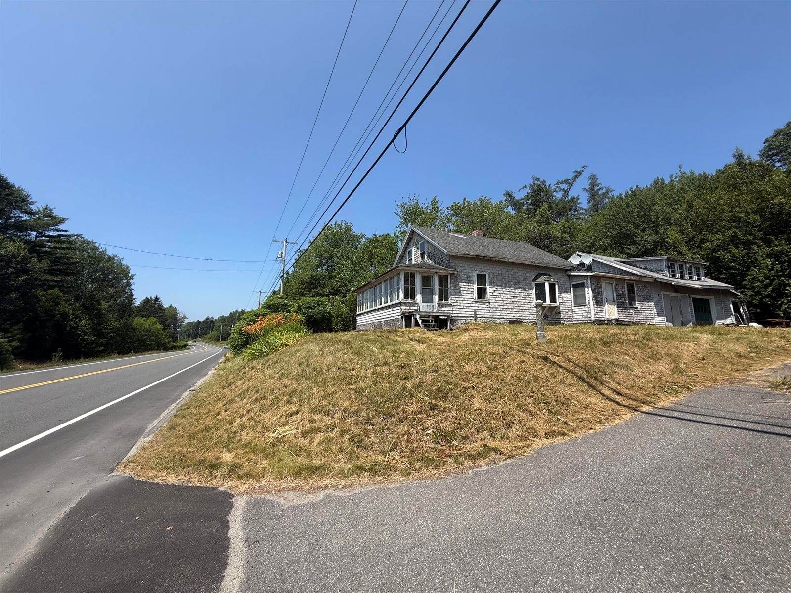 1916 US-1, Sullivan, ME 04664