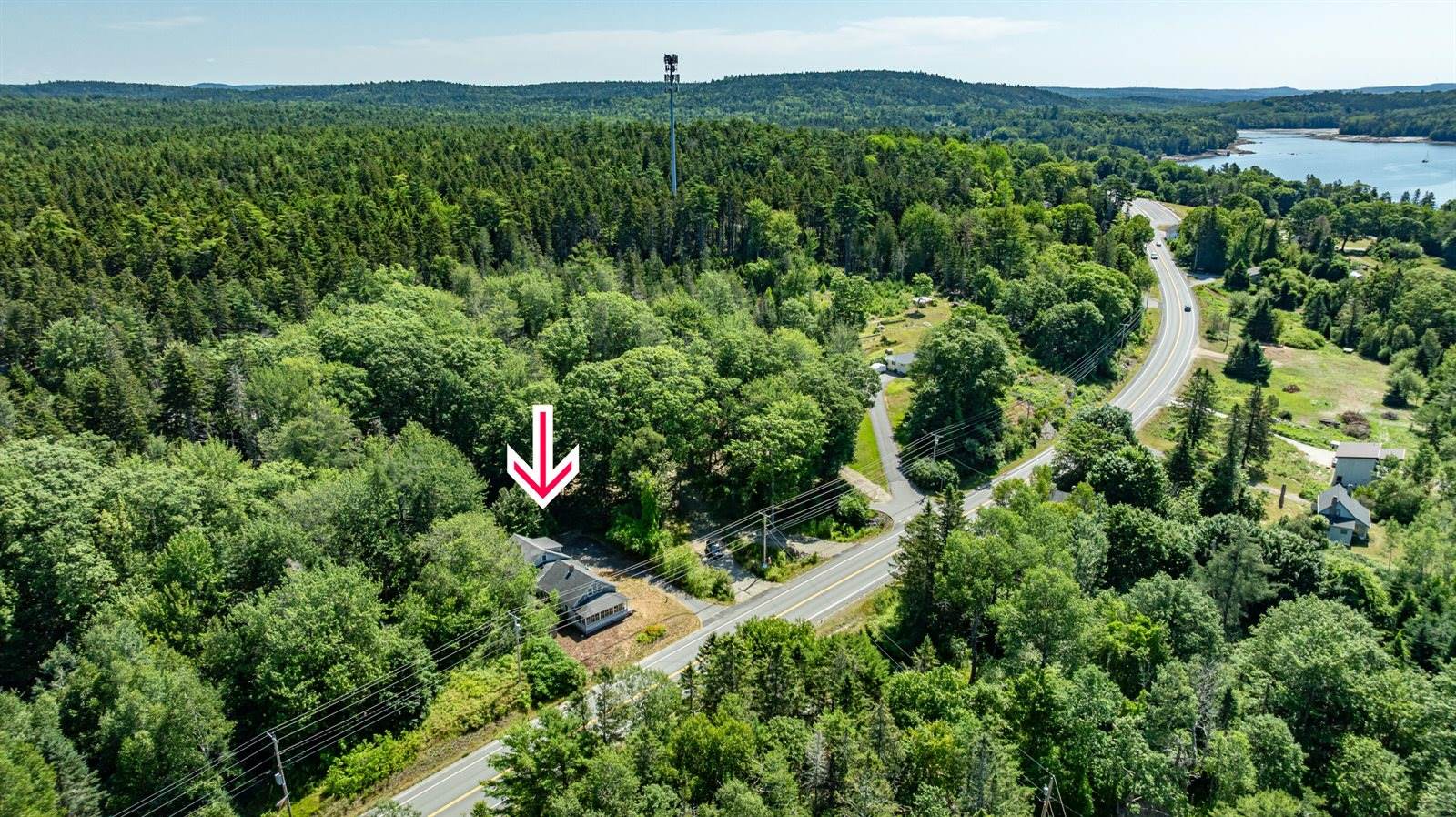 1916 US-1, Sullivan, ME 04664