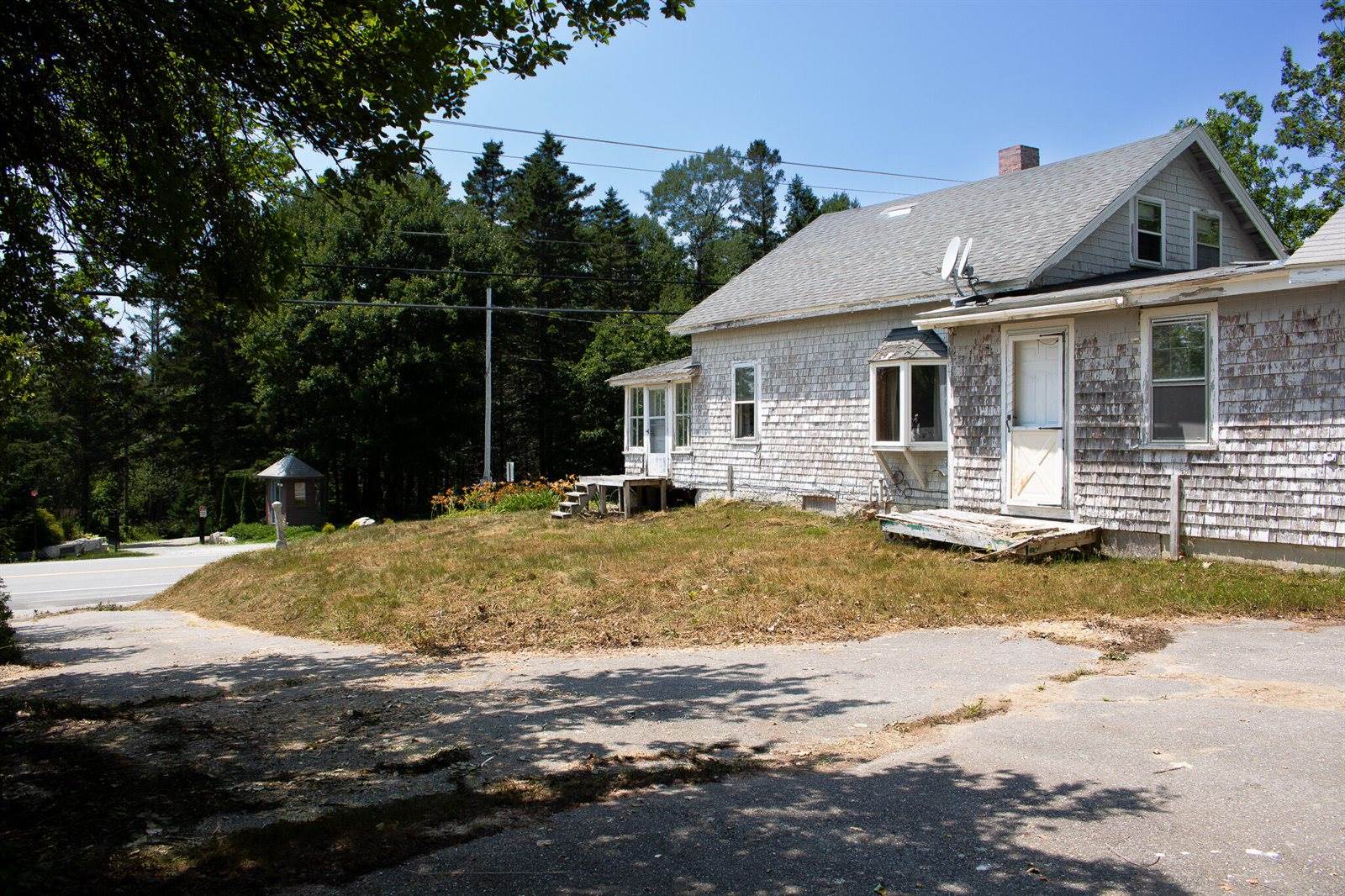 1916 US-1, Sullivan, ME 04664