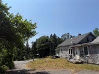 1916 US-1, Sullivan, ME 04664
