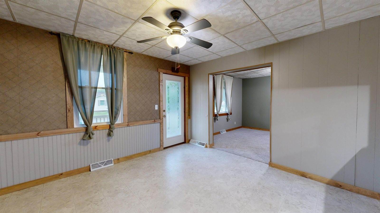 412 2nd Ave East, Holmen, WI 54636