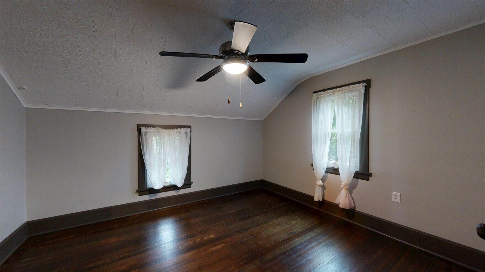 412 2nd Ave East, Holmen, WI 54636