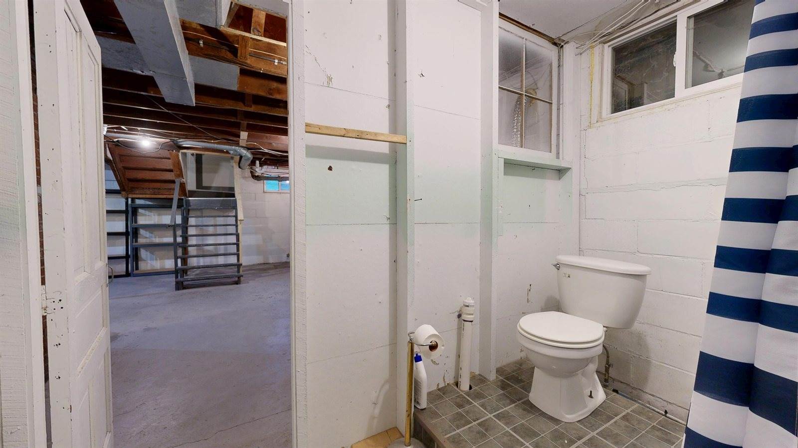 412 2nd Ave East, Holmen, WI 54636