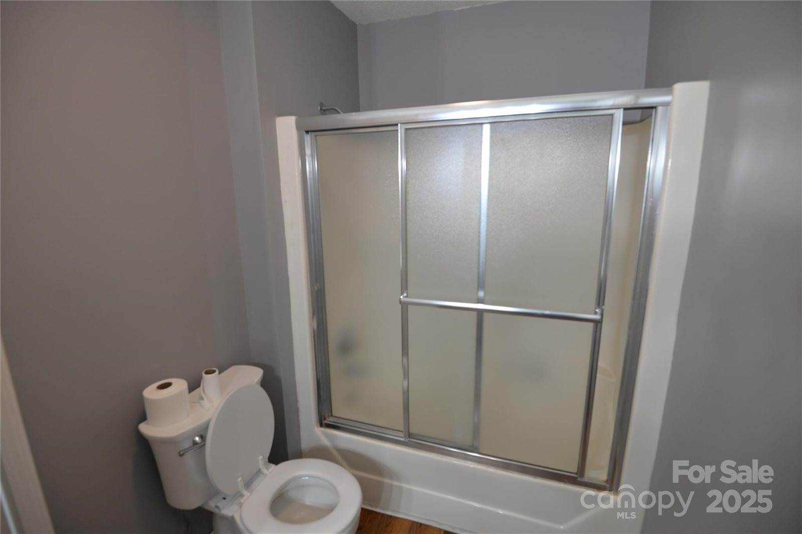 106 Jeanie Avenue, Black Mountain, NC 28711