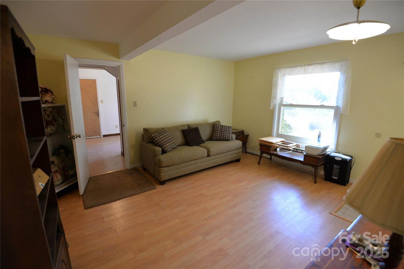 106 Jeanie Avenue, Black Mountain, NC 28711