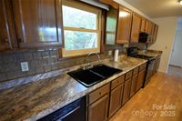 106 Jeanie Avenue, Black Mountain, NC 28711