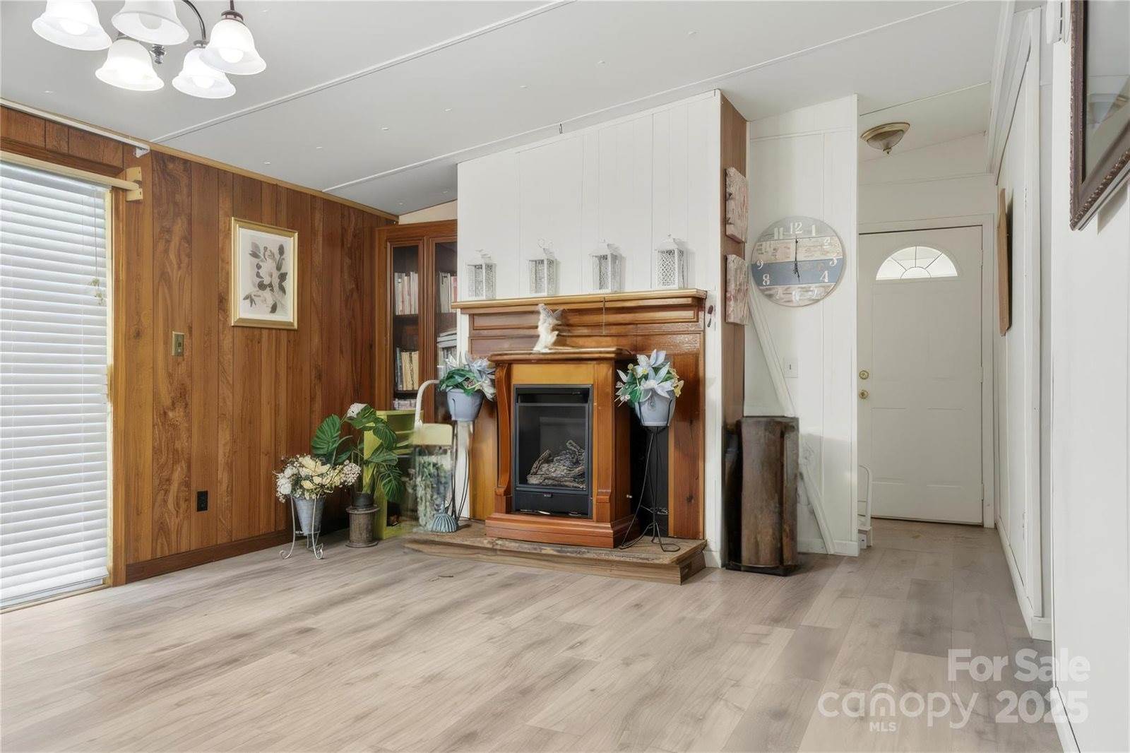 63 Raleigh Lane, Hot Springs, NC 28743