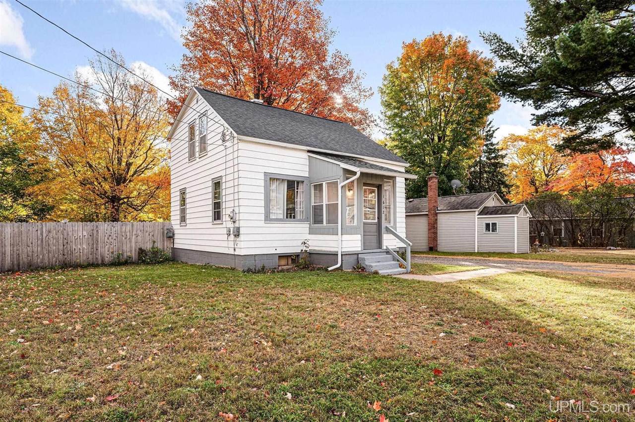1612 Gray Street, Marquette, MI 49855
