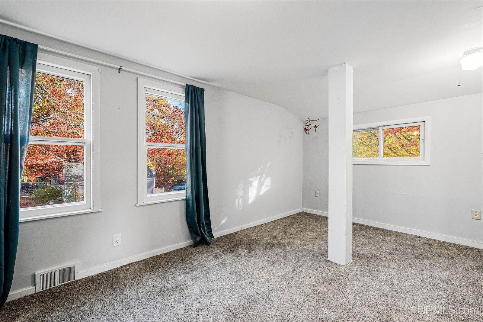 1612 Gray Street, Marquette, MI 49855